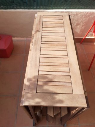 Mesa y sillas plegables madera exterior