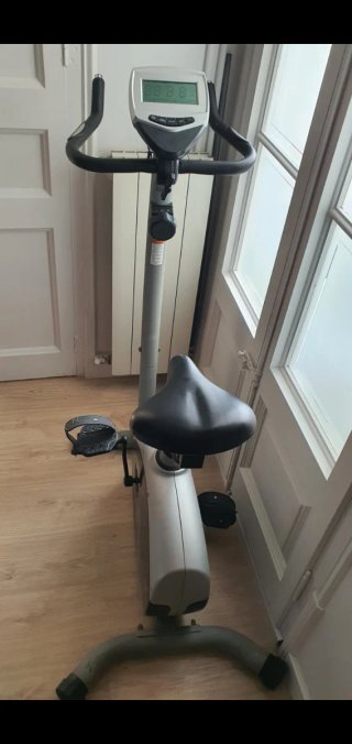BICICLETA ESTATICA DOMYOS VM 630