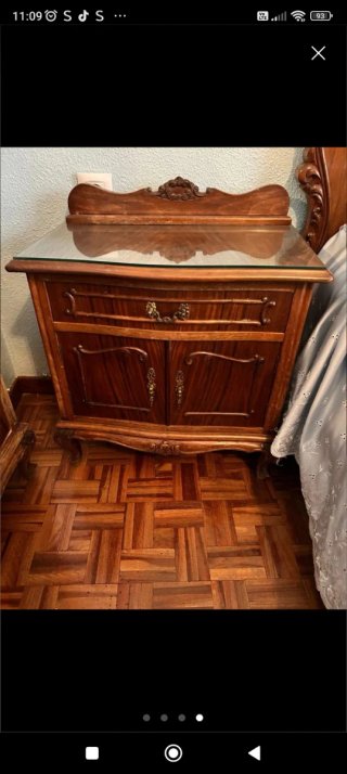 Armario de madera maciza 4 puertas