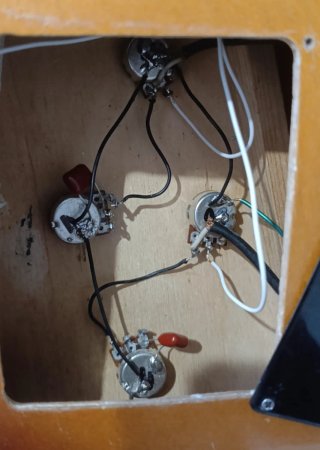 Guitarra Eléctrica Defil Malwa