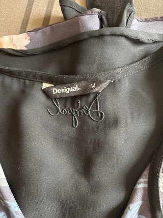 Blusa Desigual Flores y Mariposas