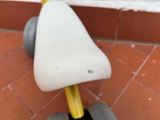 Correpasillos Bicicleta Sawyer Amarillo