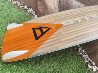 Tabla Kitesurf Brunotti Onyx 136