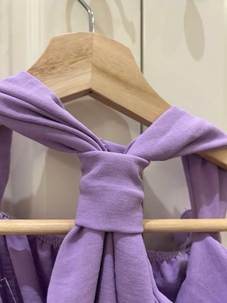 Blusa halter con nudo