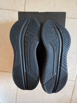 Adidas Galaxy 7 sneakers nere