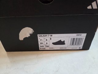 Adidas Galaxy 7 sneakers nere