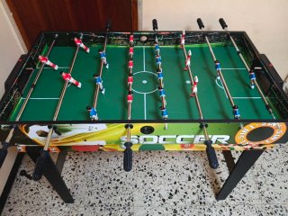 Mesa de billar, futbolín y más