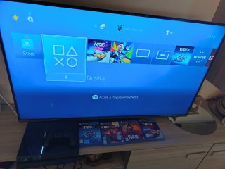 PS4 + Joystick + 4 Giochi