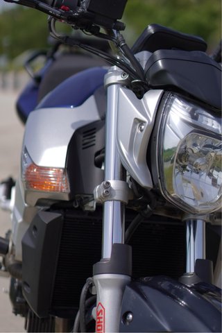 Suzuki GSR600 2008 Azul/Plata