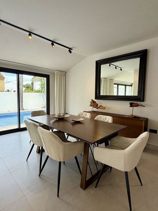 Chalet en alquiler en Nueva Andalucía centro en Marbella