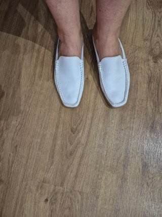 Mocasines blancos abiertos talla 38