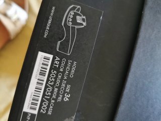 Sandalias Uterqüe blancas y doradas