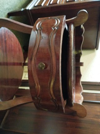 Mesita de madera para restaurar