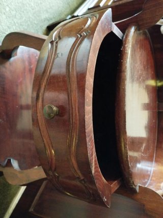 Mesita de madera para restaurar