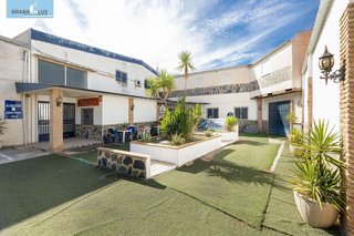 Nave industrial en venta en Cármenes - Ríos en Atarfe