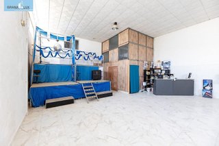 Nave industrial en venta en Cármenes - Ríos en Atarfe