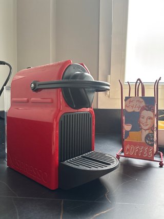 Cafetera Nespresso Krups Roja