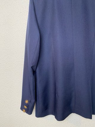 Elegante blazer azul con flor dorada T40