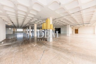 Local comercial en venta en Centre en Hospitalet de Llobregat, L´