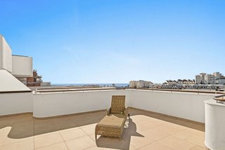 Piso en alquiler en Puerto - Plaza de Toros en Estepona