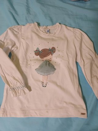 Lote Mayoral Talla 2 Años (5vestidos 4camisetas)
