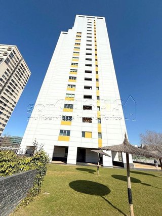 Piso en alquiler en Virgen del Cortijo - Manoteras en Madrid