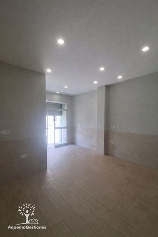 Local comercial en alquiler en Palma del Río
