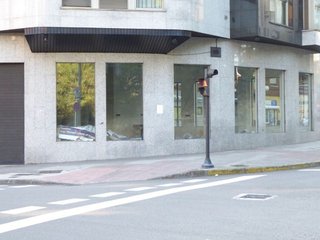 Local comercial en venta en La Magdalena - Versalles en Avilés