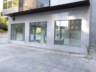 Local comercial en venta en La Magdalena - Versalles en Avilés