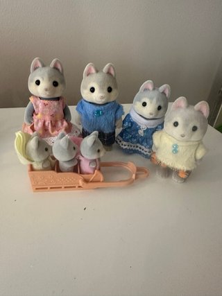 Familia Husky Sylvanian Completa