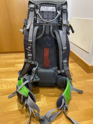 Mochila Montaña Porta Bebés Deuter