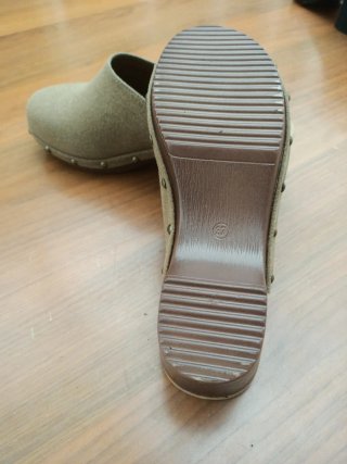 Zuecos Natura Talla 37 Beige