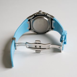 Reloj G-Shock Acero Esfera Azul Hielo