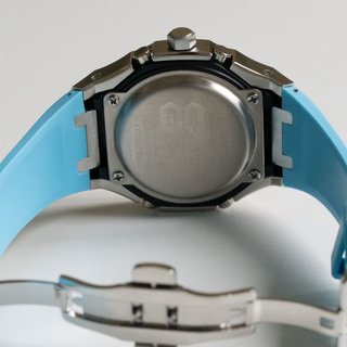 Reloj G-Shock Acero Esfera Azul Hielo