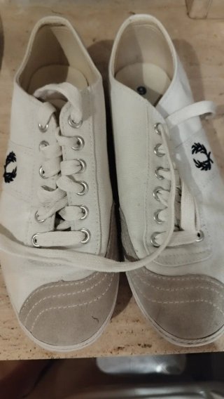 Zapatillas Fred Perry T39 Blancas