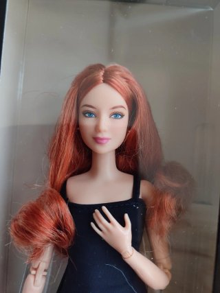 Barbie Basics Model 04