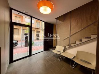 Oficina en alquiler en El Sucre-Universitat en Vic