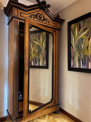 Guardaroba classico in legno
