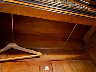 Guardaroba classico in legno