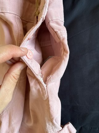 Peto corto Pull&Bear rosa con etiqueta