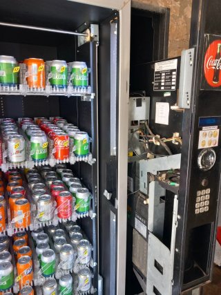 Máquina Vending Gdrink Latas Bebidas