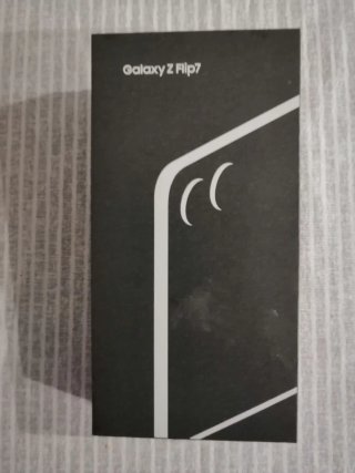 Samsung Galaxy Z Flip7 Azul