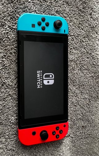 Nintendo Switch v2 + 3 giochi + accessori