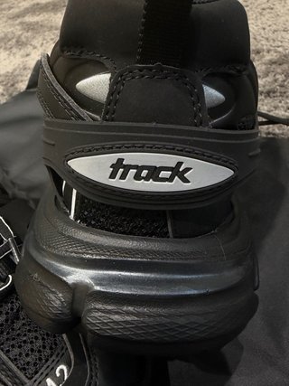 Balenciaga Track 1 Talla 42 Negro