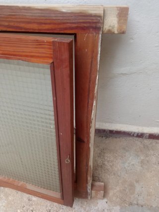 Ventana de madera