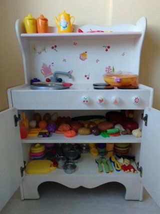Cocinita de madera infantil