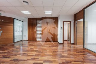 Local comercial en alquiler en Ensanche - Diputación en Alicante