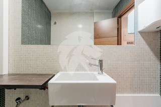 Local comercial en alquiler en Ensanche - Diputación en Alicante