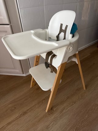 Trona Stokke con todos los extras