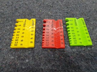 5 ORGANIZADORES DE TORNILLOS Y TUERCAS